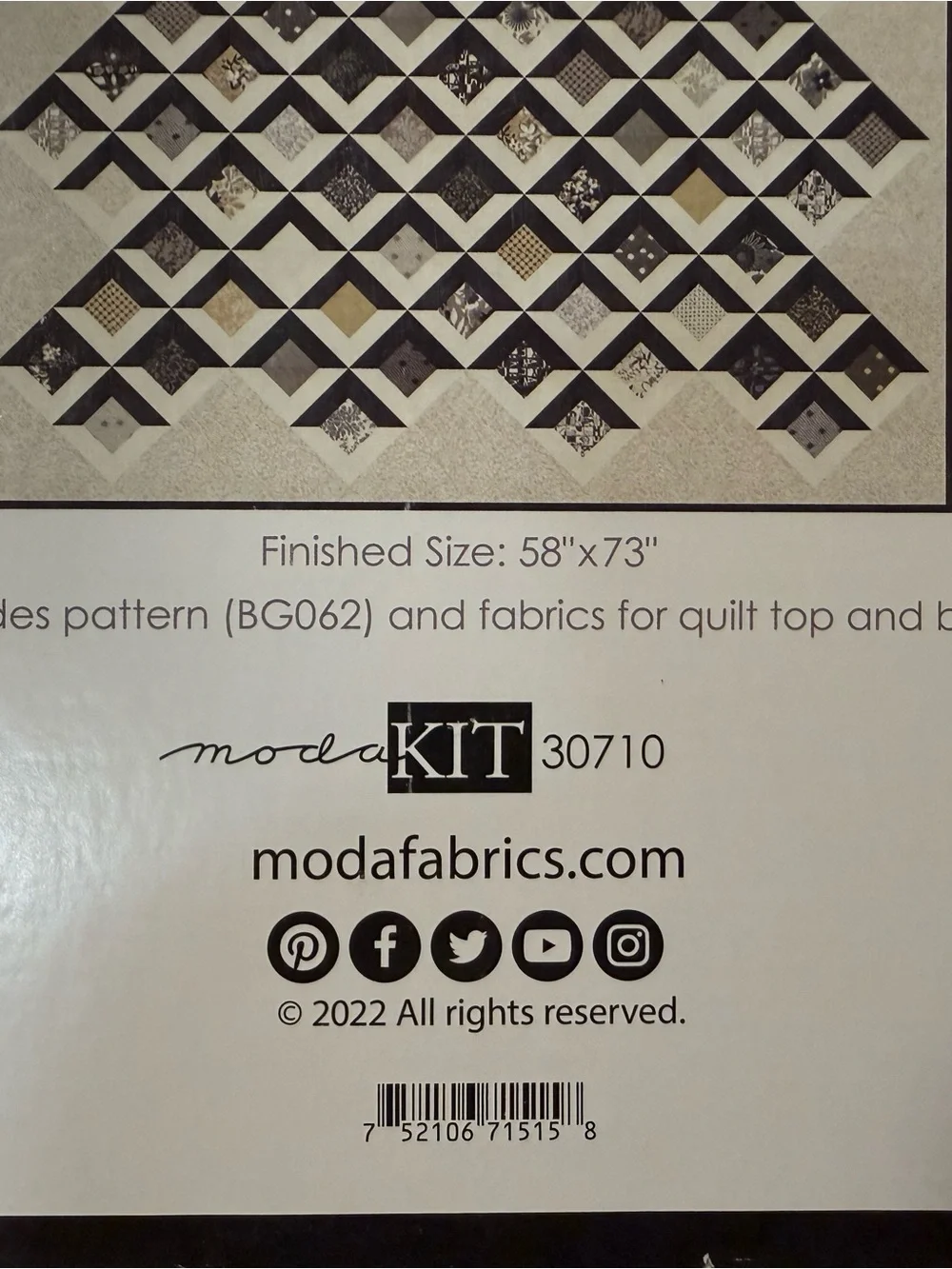Moda Date Night Quilt Kit in Black, Cream & Gold